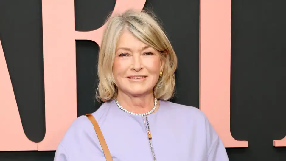 Martha Stewart revela por que foi para a solitária quando estava presa