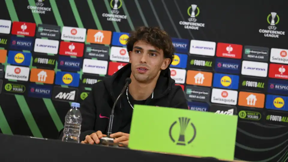 João Félix perplexo com pergunta sobre... o signo: "É a primeira vez"