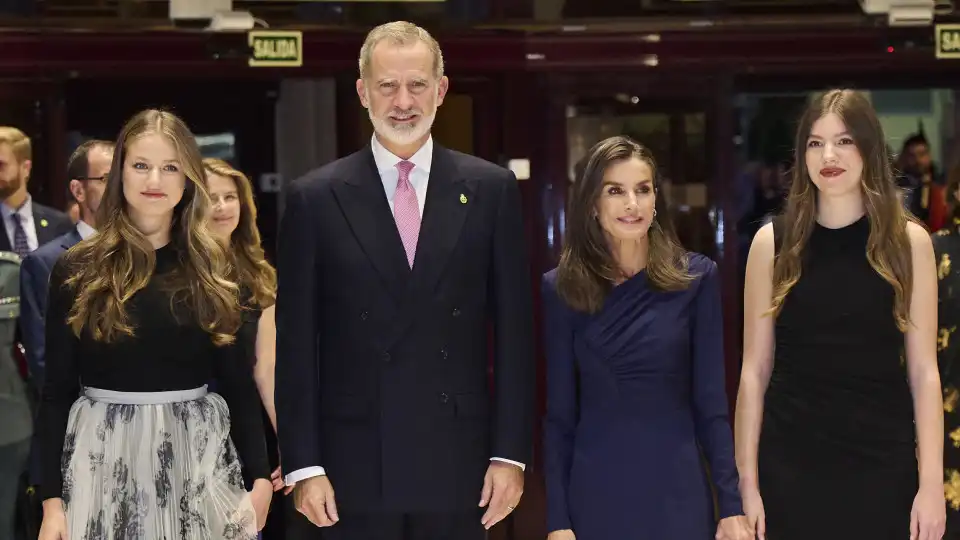 Princesa Leonor e infanta Sofía brilham juntas em dia marcante 