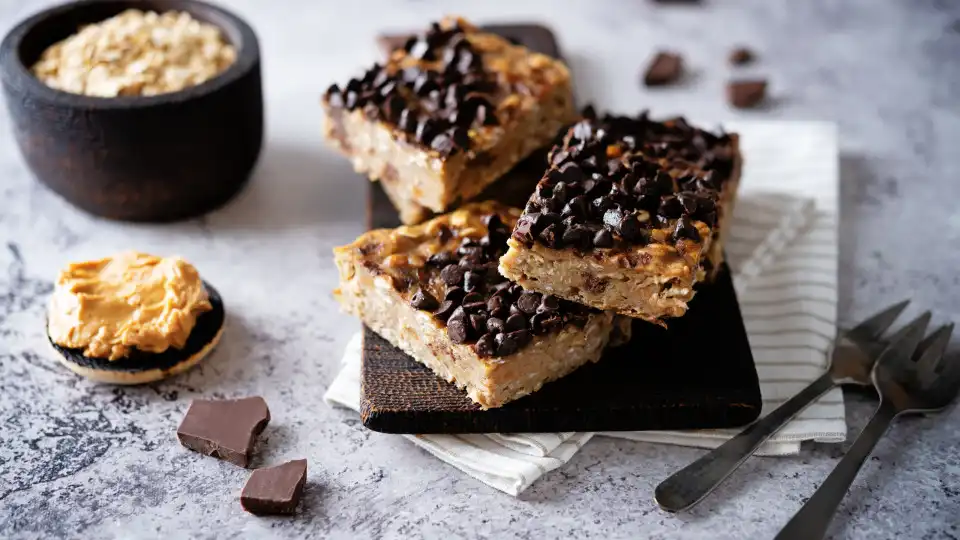 Brownie de banana e manteiga de amendoim. A receita que lhe faltava