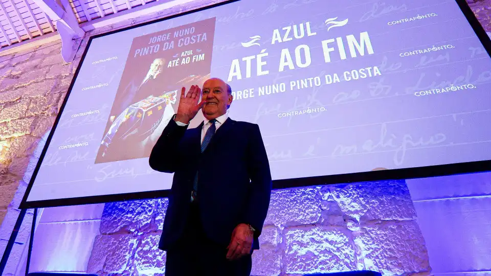 'Azul até ao fim'. As imagens da apresentação do livro de Pinto da Costa 