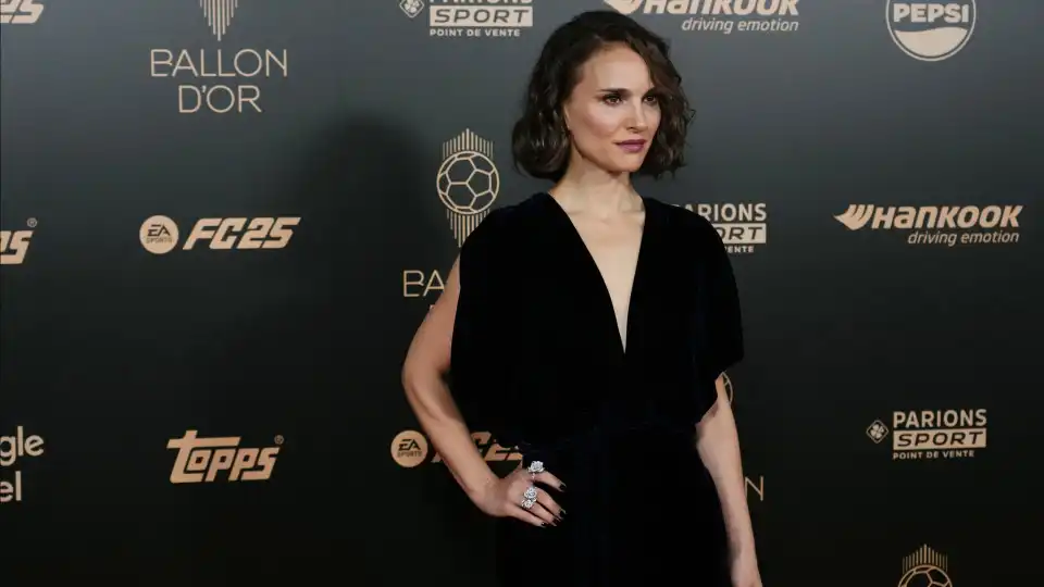 Natalie Portman deu um toque de glamour de Hollywood à 'Bola de Ouro'