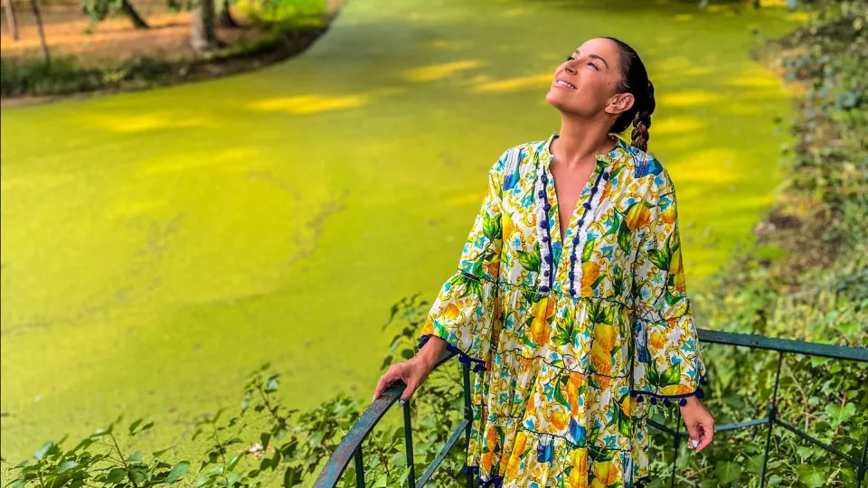 "Lugares bonitos". Dânia Neto tem vivido o outono em pleno