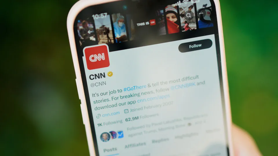 CNN bane escritor conservador após palavras sobre 'bip' a comentador muçulmano