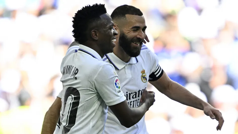 Benzema faz revelação: "Falei com o Vinícius Jr. e ele está muito triste"