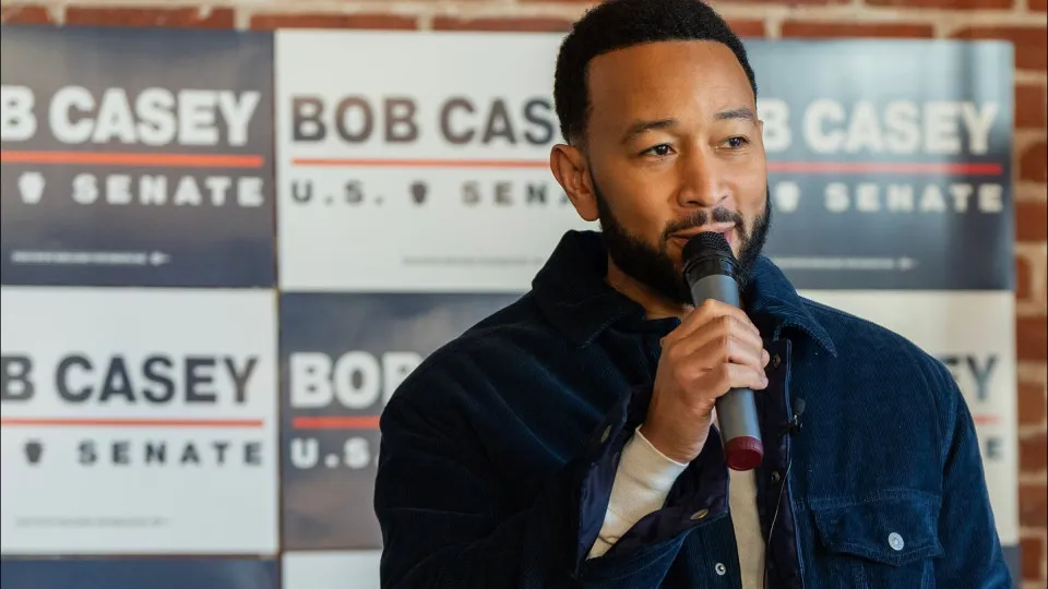 "Conheci os heróis da democracia". John Legend continua a apelar ao voto