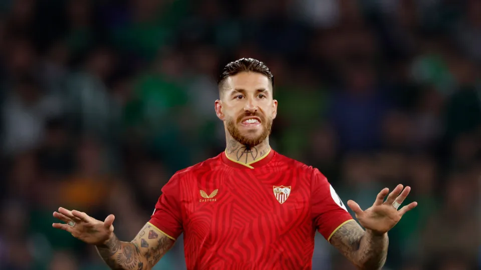 Adeptos do Boca Juniors invadem redes sociais de Sergio Ramos após rumor