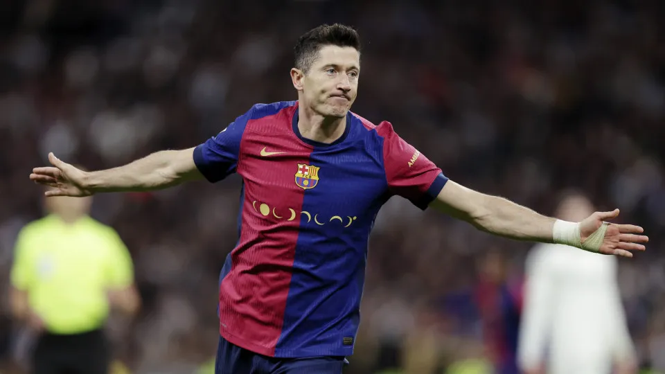 Domínio do Barça. Lewandowski é o melhor jogador de outubro da La Liga