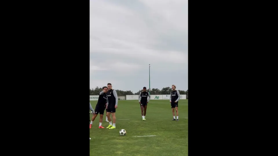 Gyokeres e Pote no centro da animação no treino do Sporting