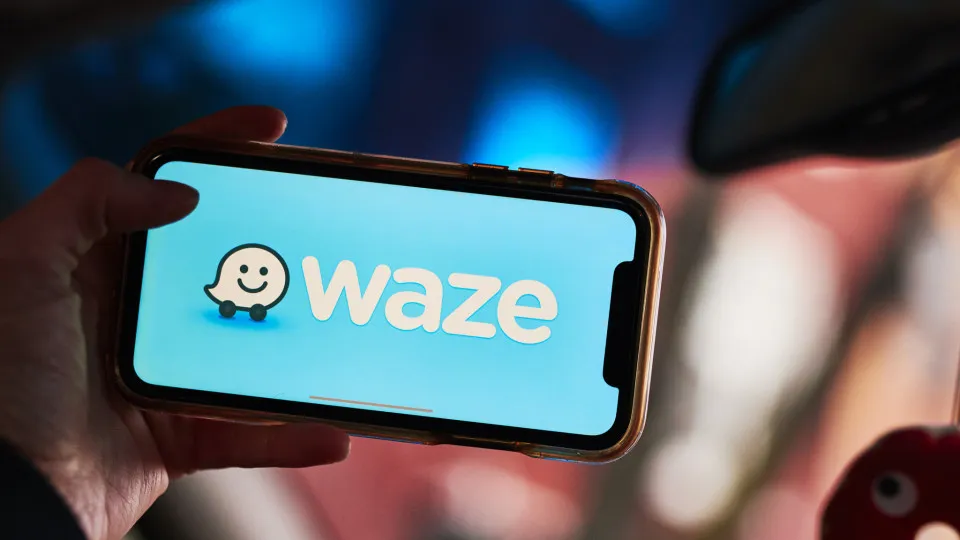 Como alterar o idioma (e a voz) no Waze