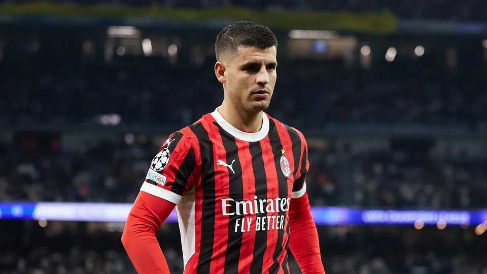 Morata hospitalizado após lesão sofrida no treino do AC Milan