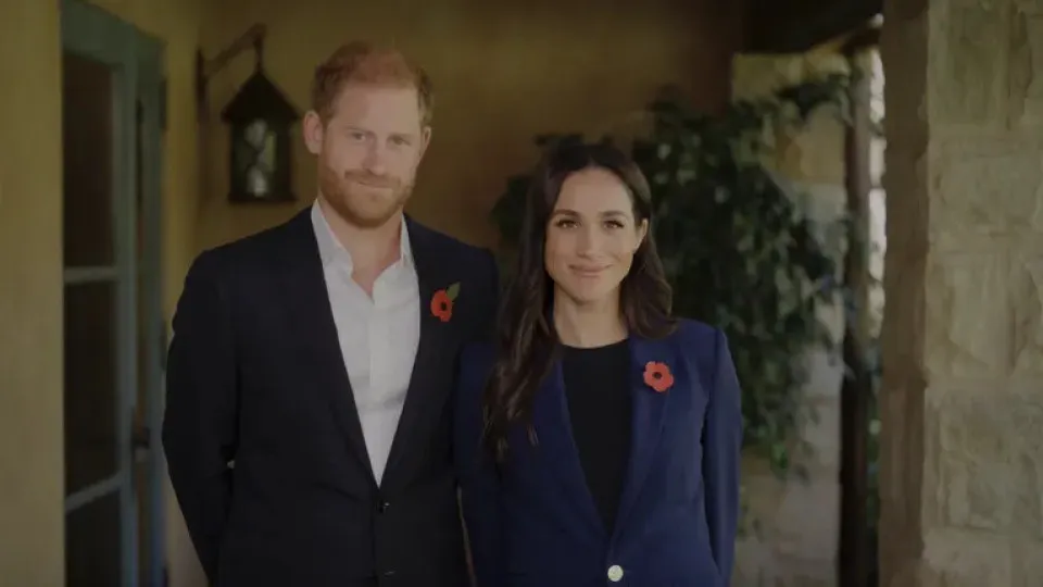 Harry e Meghan falam contra violência na internet em nova aparição