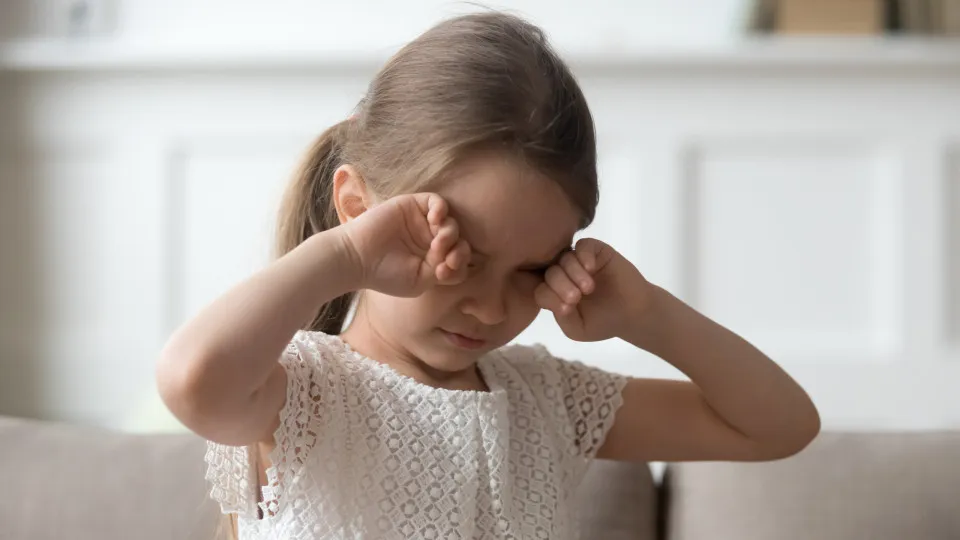 Dor persistente na infância pode reduzir tolerância à dor na adolescência