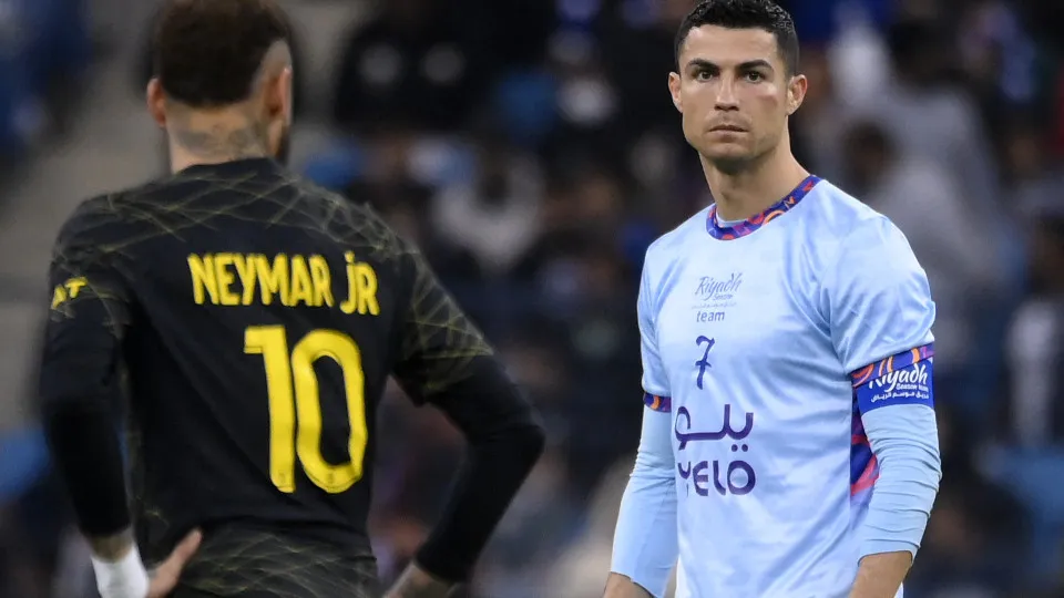 Cristiano Ronaldo descartado. Al Hilal quer craque da Premier League