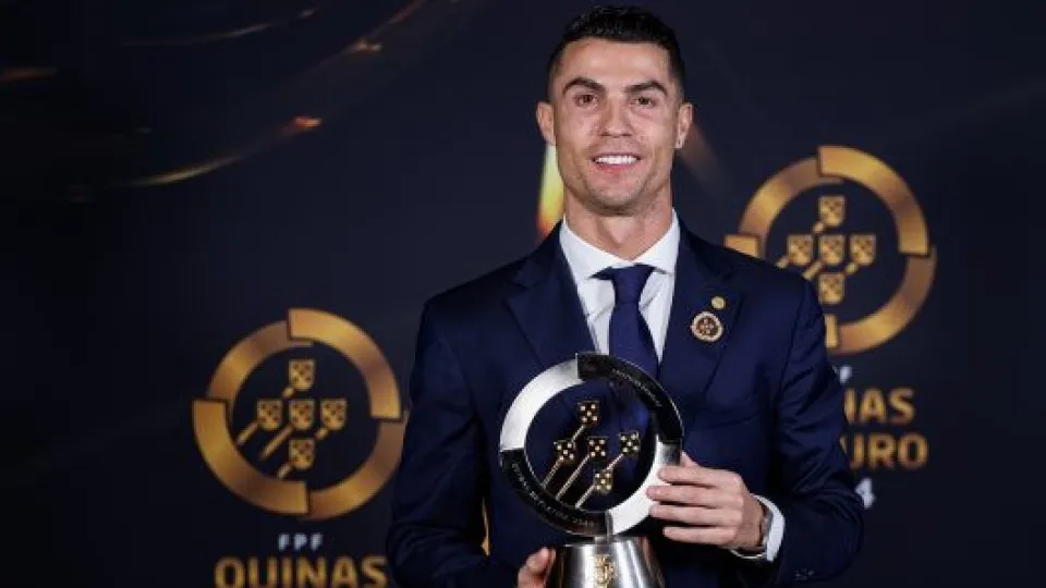 Cristiano Ronaldo diz-se "dececionado com alguns jogadores"