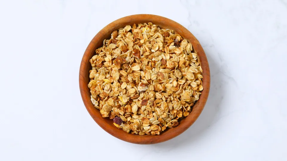 Consegue fazer uma granola deliciosa na 'air fryer'. Eis a receita