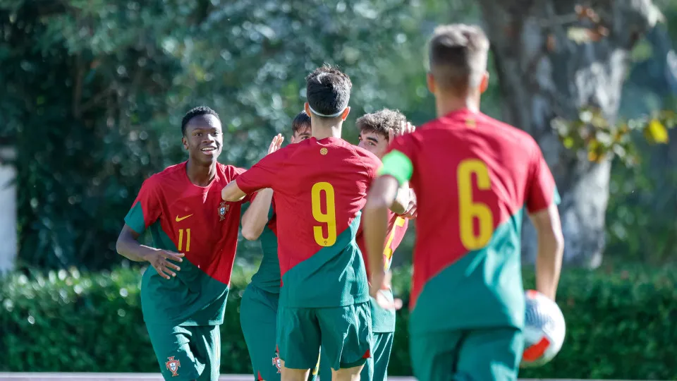 Portugal goleia Liechtenstein por 10-0 na qualificação para o Europeu