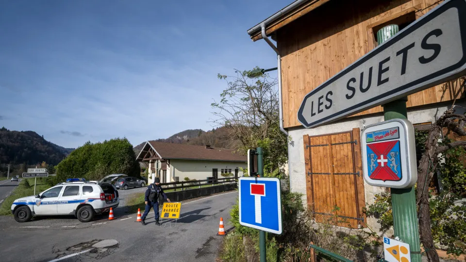 Corpo de mãe de crianças mortas em França terá sido encontrado na Suíça