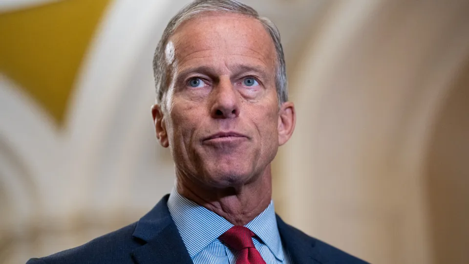 Republicano John Thune eleito líder do Senado dos Estados Unidos