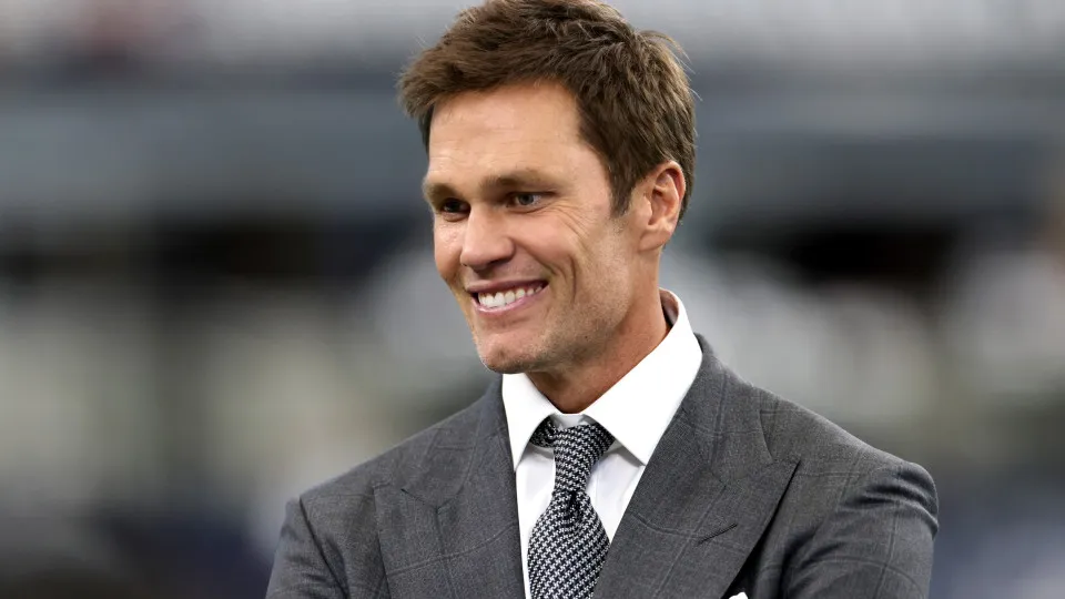 Tom Brady assume que "falhou muito como pai"