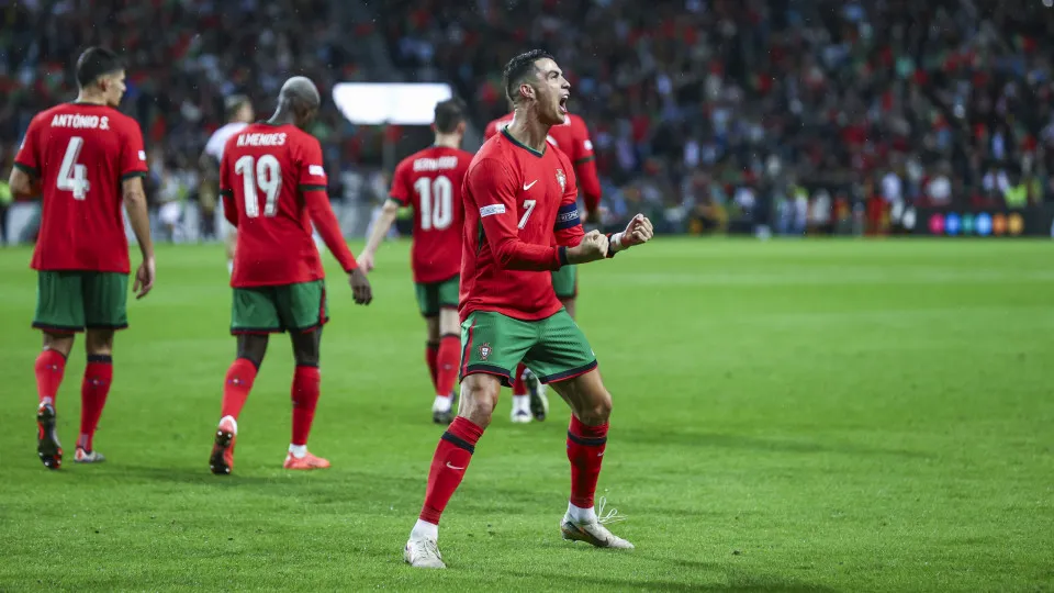 Notas do Portugal-Polónia: É como o 'ketchup', não é, Cristiano Ronaldo?