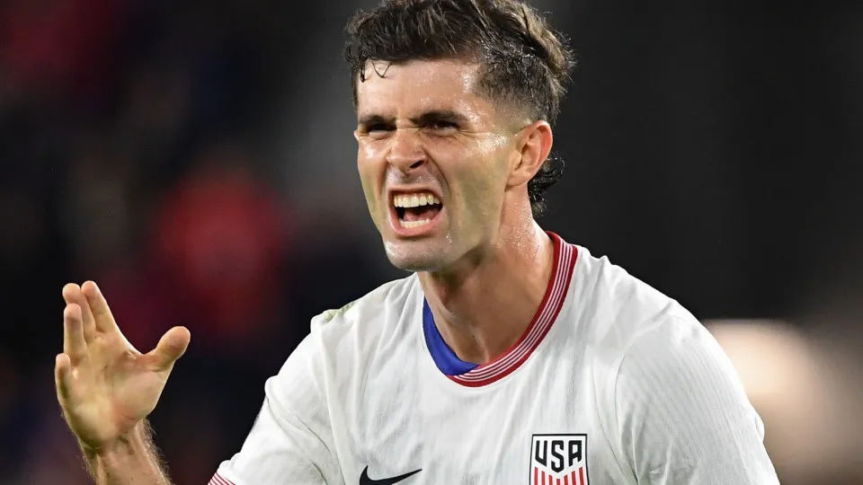 Pulisic justifica referência a Donald Trump em festejo: "Não é política"