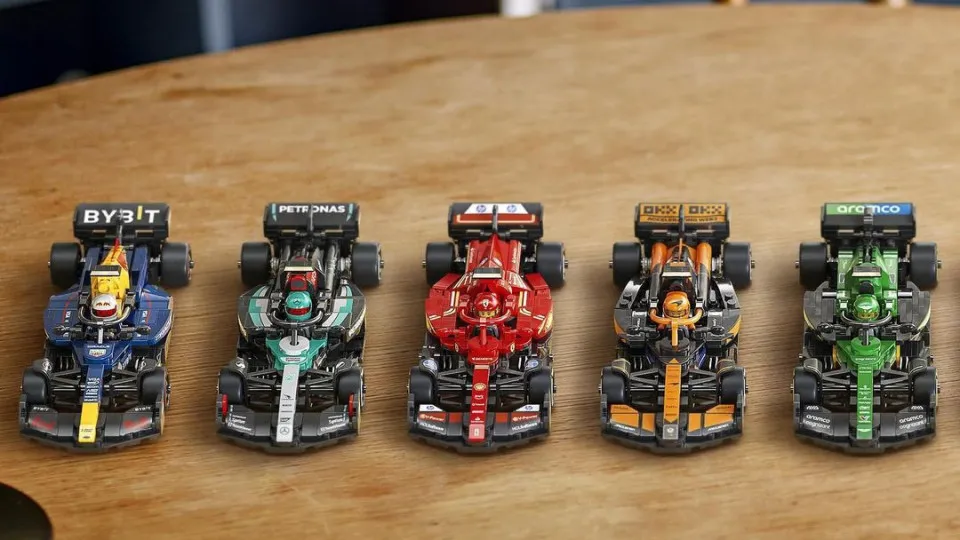 Todos os carros de F1 vão ter miniaturas da LEGO