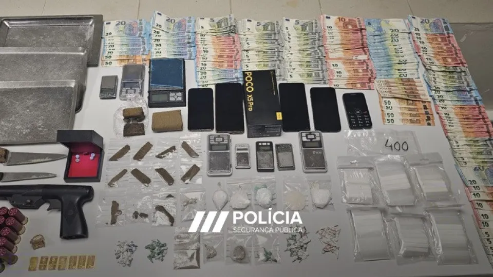 Dupla detida com mais de 700 doses de droga em Setúbal