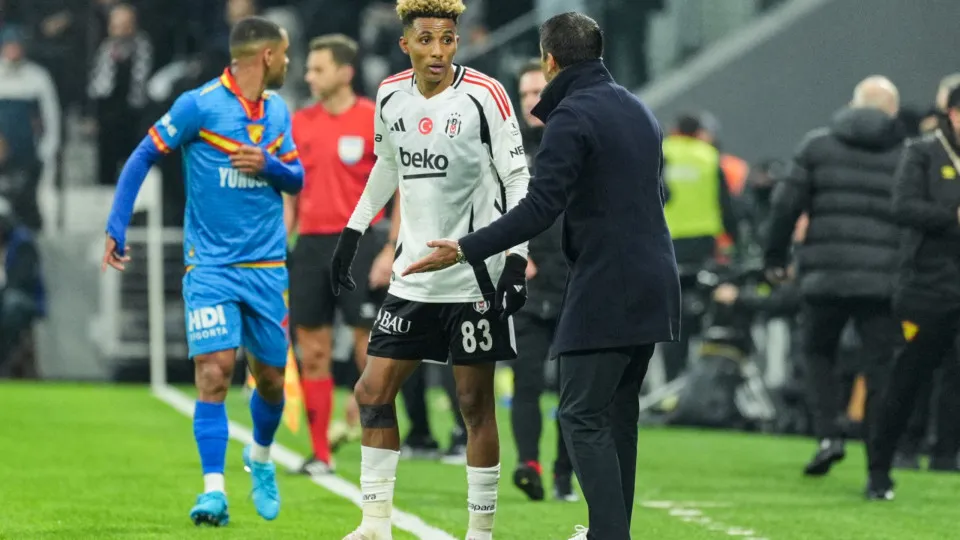 Traição após boa entrada. Trio de portugueses do Besiktas volta a cair