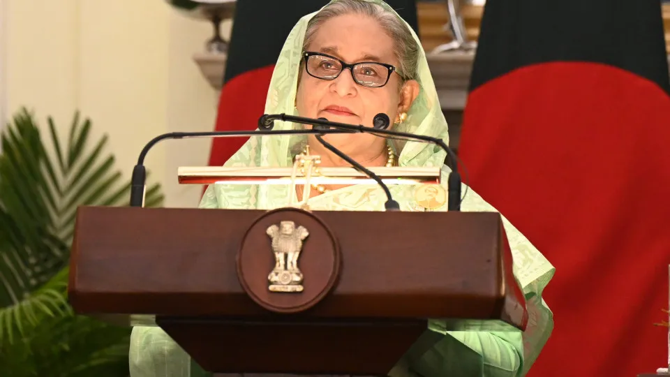 Bangladesh pede julgamento de ex-primeira-ministra Sheikh Hasina no TPI