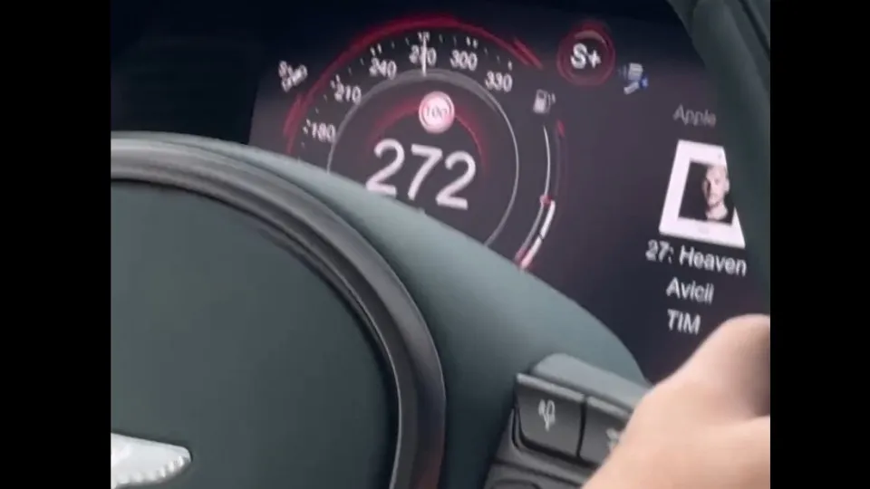 Tenista de top mundial grava-se a mais de 270 km/h (mas deixa explicação)