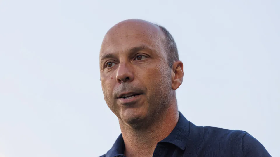 Académico de Viseu com plantel "coeso e humilde" para iniciar na I Liga
