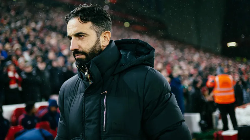 "Jogar contra o Manchester United é difícil e Ruben Amorim não é idiota"