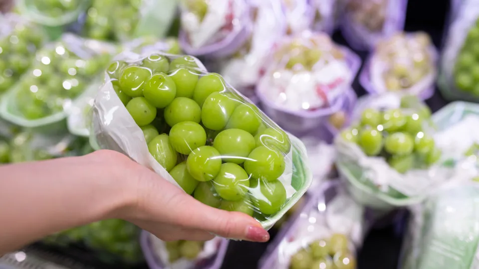 Da uva à amêndoa. Anti-inflamatórios que precisa de incluir na sua rotina