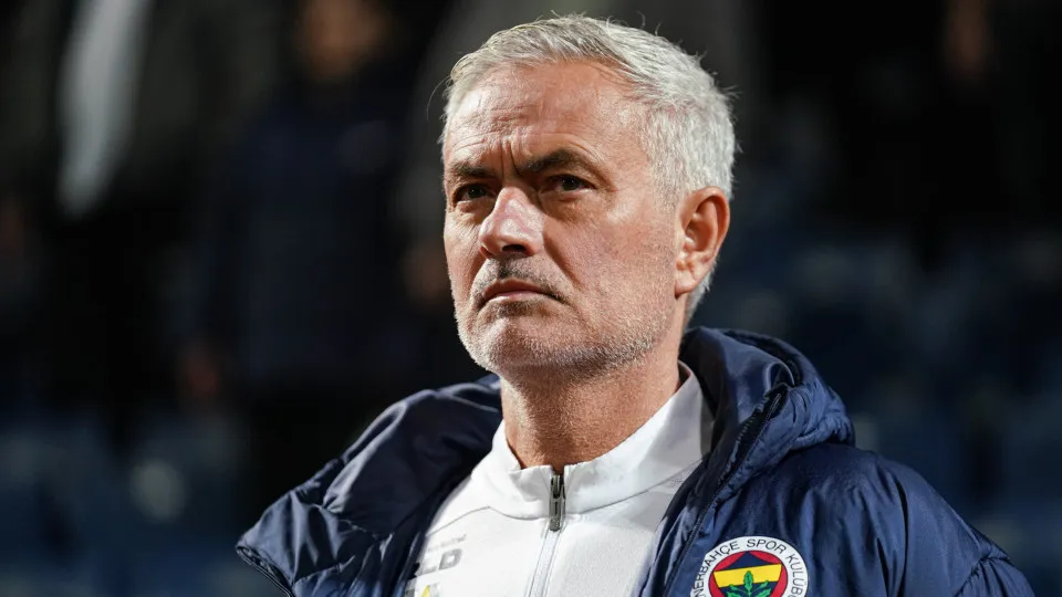 ISTANBUL, TURKIYE - JANUARY 09: Fenerbahce head coach Jose Mourinho ahead of the Ziraat Turkish Cup Group B 1st week match between Kasimpasa and Fenerbahce at Recep Tayyip Erdogan Stadium in Istanbul, Turkiye on January 9, 2025. (Photo by Cemal Yurttas/An