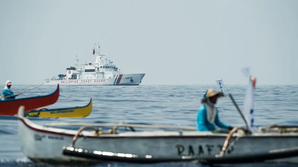 China está a "empurrar as Filipinas contra a parede" no Mar do Sul