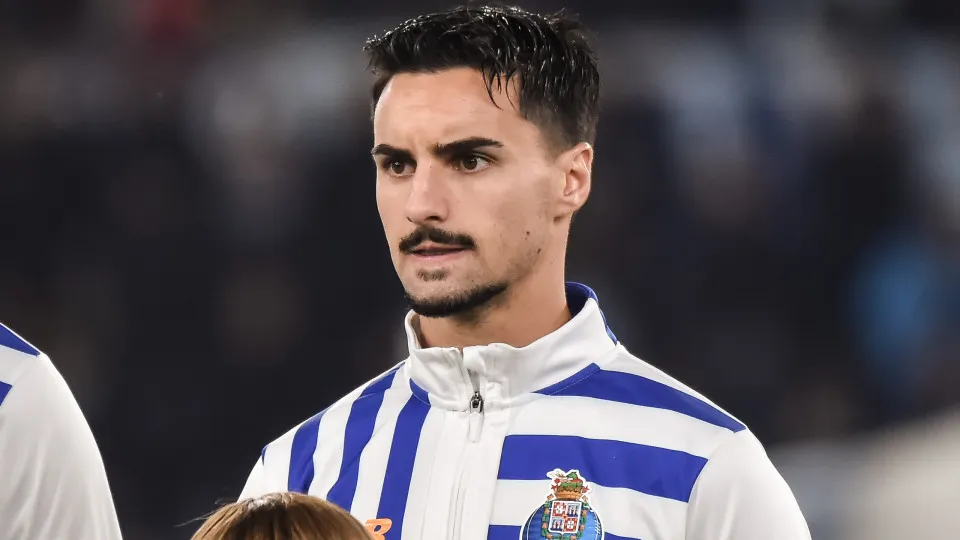 ROME, ITALY - NOVEMBER 07: Stephen Eustáquio of FC Porto during the UEFA Europa League 2024/25 League Phase MD4 match between S.S. Lazio and FC Porto at Stadio Olimpico on November 07, 2024 in Rome, Italy. (Photo by Ivan Romano/Getty Images)