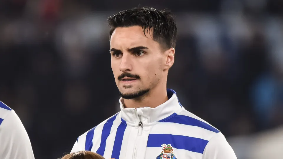 ROME, ITALY - NOVEMBER 07: Stephen Eustáquio of FC Porto during the UEFA Europa League 2024/25 League Phase MD4 match between S.S. Lazio and FC Porto at Stadio Olimpico on November 07, 2024 in Rome, Italy. (Photo by Ivan Romano/Getty Images)