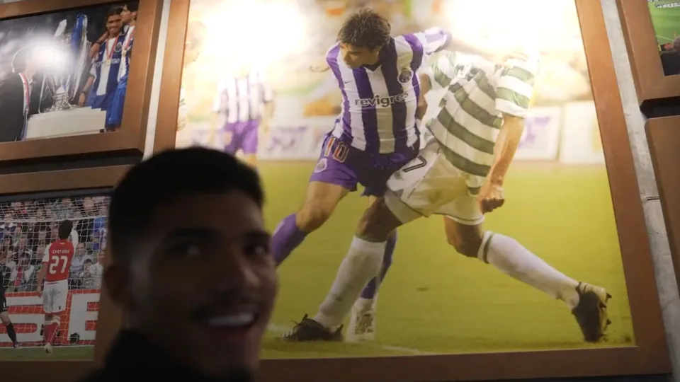 Reforço do FC Porto viu quadro de Deco no Dragão e reagiu assim
