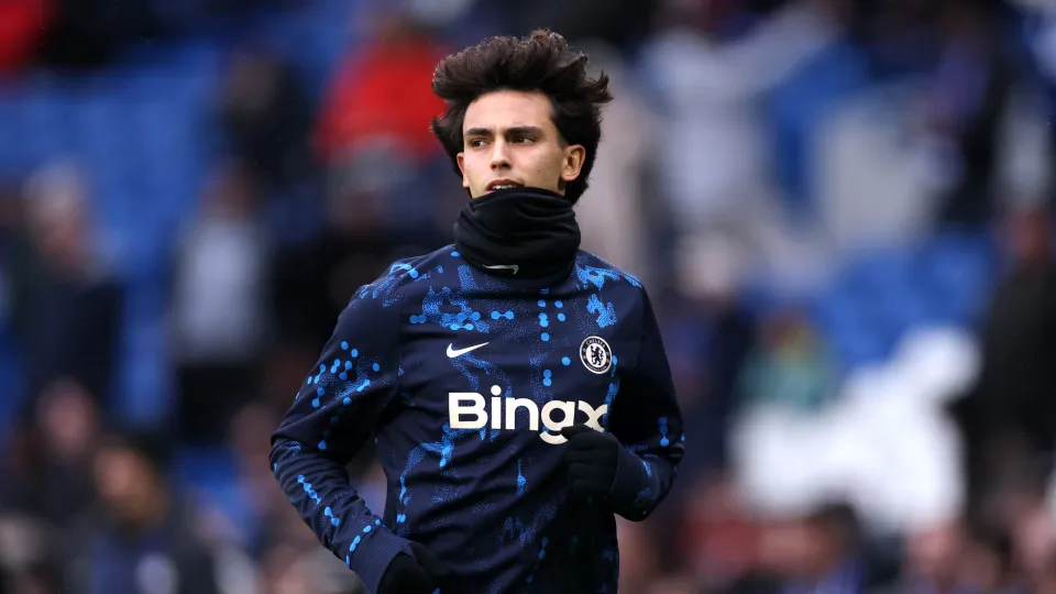 LONDON, ENGLAND - DECEMBER 01: Joao Felix of Chelsea warms up prior to the Premier League match between Chelsea FC and Aston Villa FC at Stamford Bridge on December 01, 2024 in London, England. (Photo by Ryan Pierse/Getty Images)