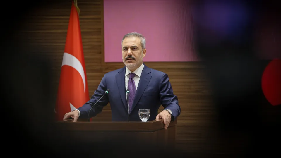 Ucrânia. Turquia diz que Moscovo admite reduzir exigências territoriais