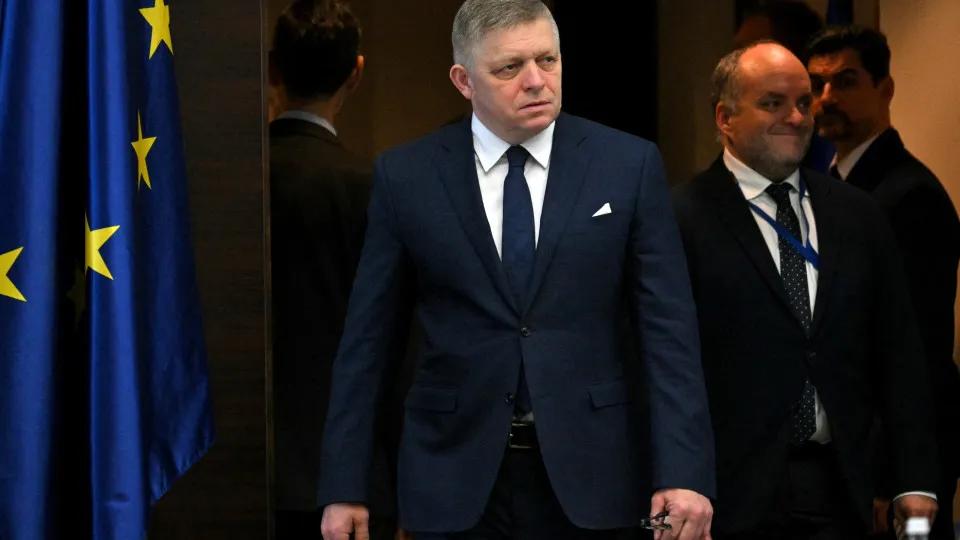 Fico será o único líder da UE a assistir à parada militar de Pequim