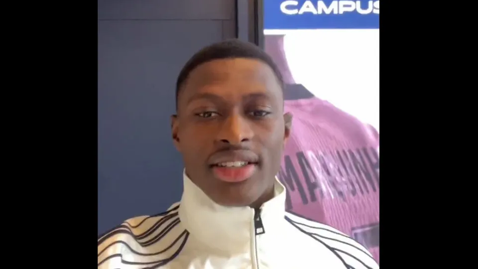 Nuno Mendes renovou com o PSG e deixou esta mensagem aos adeptos