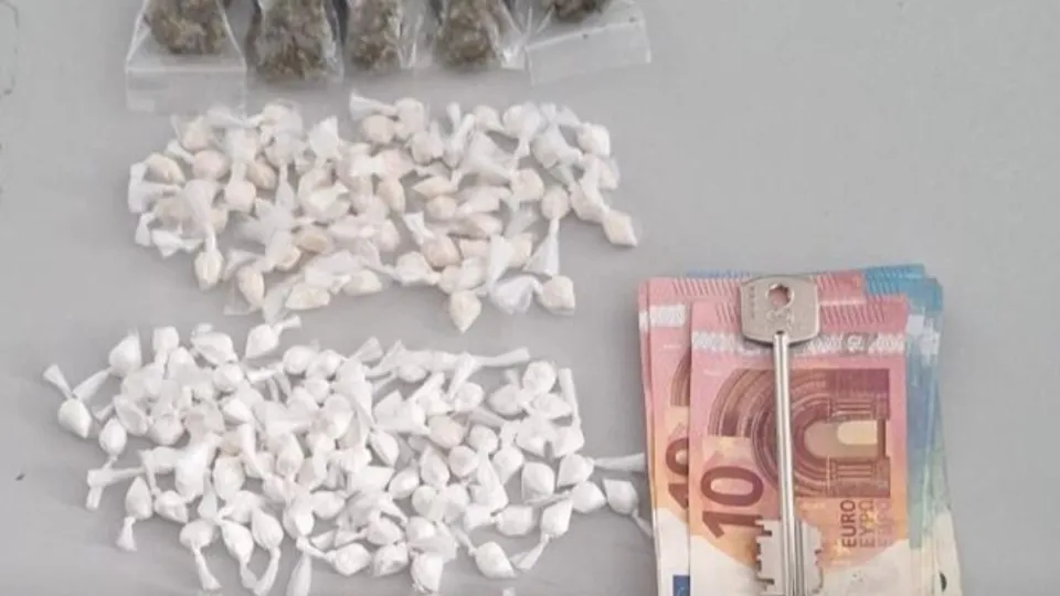 Prisão preventiva para suspeito de tráfico de droga em São Miguel
