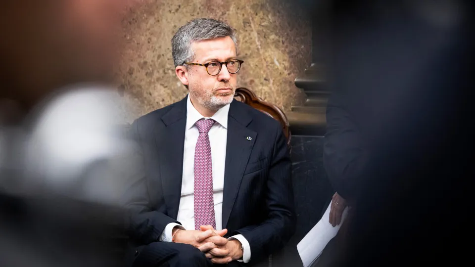 Assembleia Municipal de Lisboa rejeita censurar Carlos Moedas