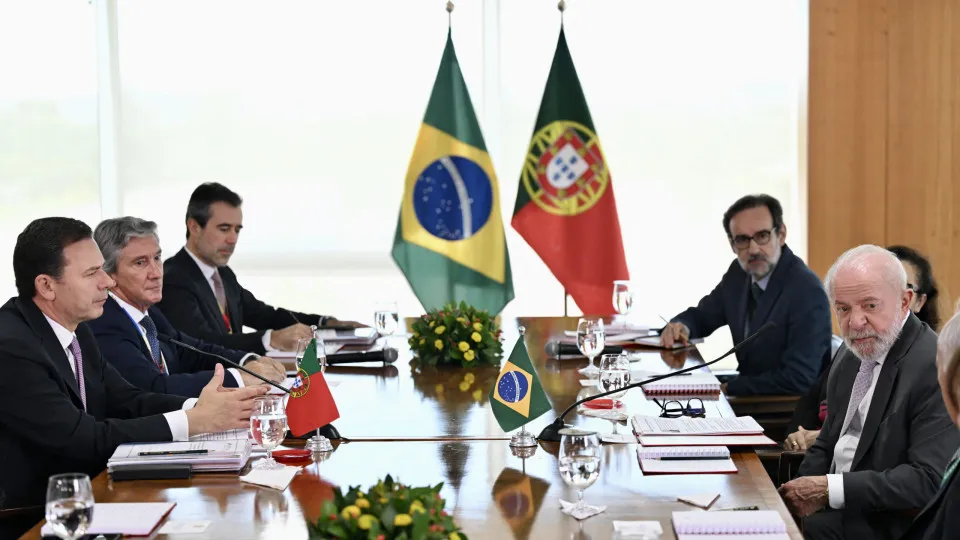 Portugal e Brasil assinam acordos nas áreas dos museus, língua e artes