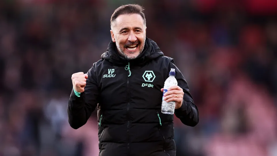 BOURNEMOUTH, ENGLAND - FEBRUARY 22: Vitor Pereira, head coach of Wolverhampton Wanderers shows appreciation to the fans following victory in the Premier League match between AFC Bournemouth and Wolverhampton Wanderers FC at Vitality Stadium on February 22