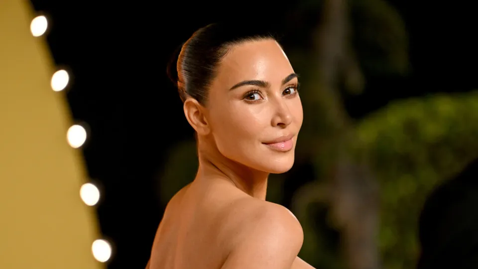 Invasão à mansão de Kim Kardashian termina com roubo e detenção