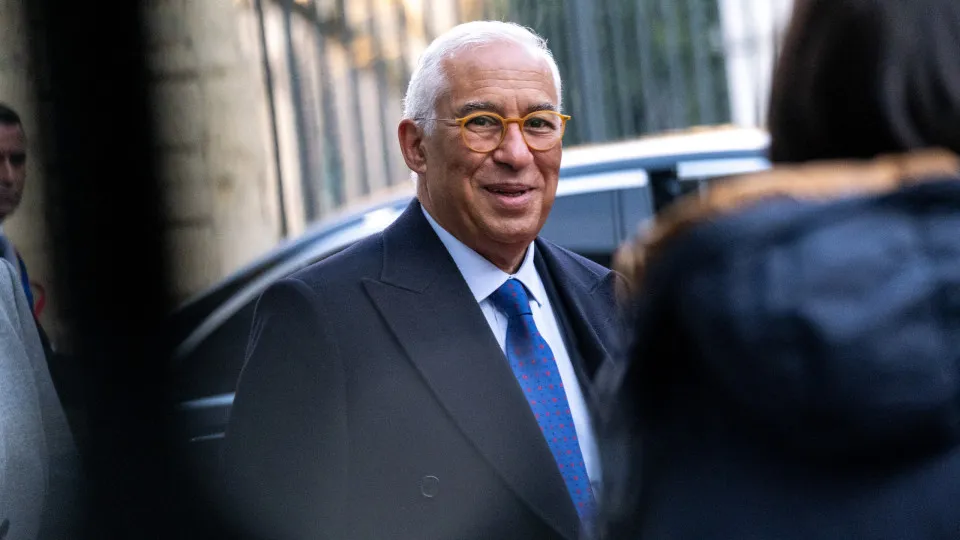 Costa e PM sueco concordam aumentar pressão sobre Rússia com mais sanções