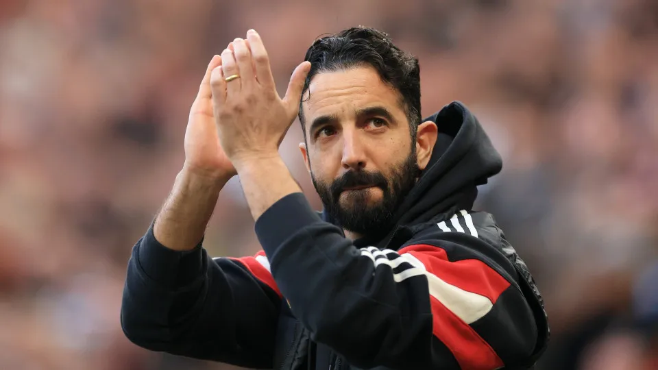 MANCHESTER, ENGLAND - MARCH 09: Ruben Amorim, Manager of Manchester United, acknowledges the fans prior to the Premier League match between Manchester United FC and Arsenal FC at Old Trafford on March 09, 2025 in Manchester, England. (Photo by Carl Recine